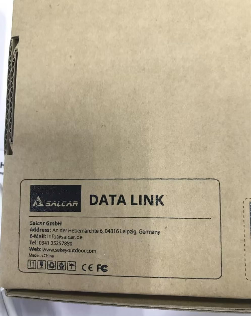 ASIAKASPALAUTUS - Tiedonsiirtokaapeli