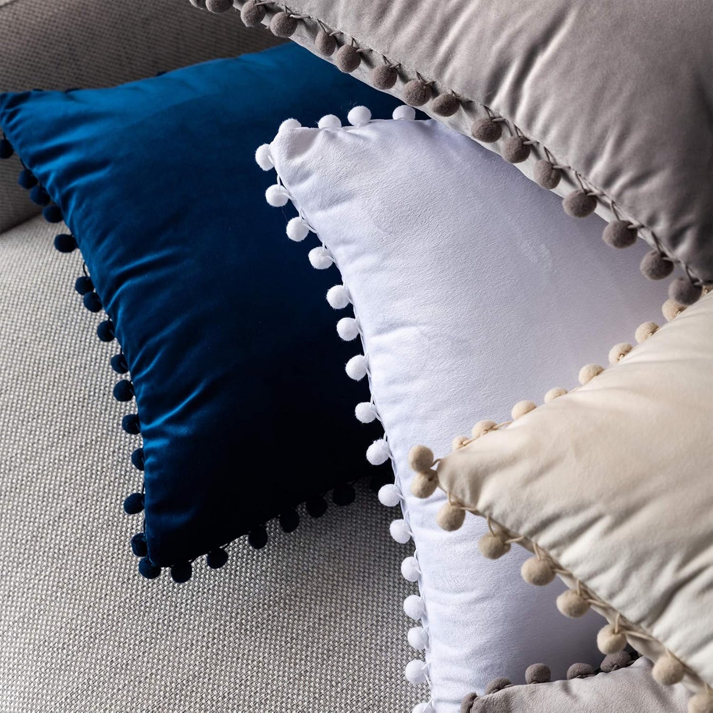 ASIAKASPALAUTUS - Tyynynpäälliset 2 kpl