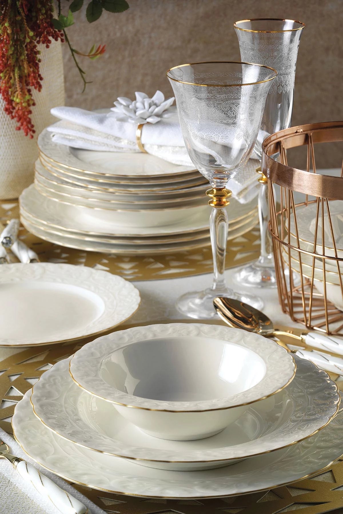 ASIAKASPALAUTUS - Astiasto 22-os.