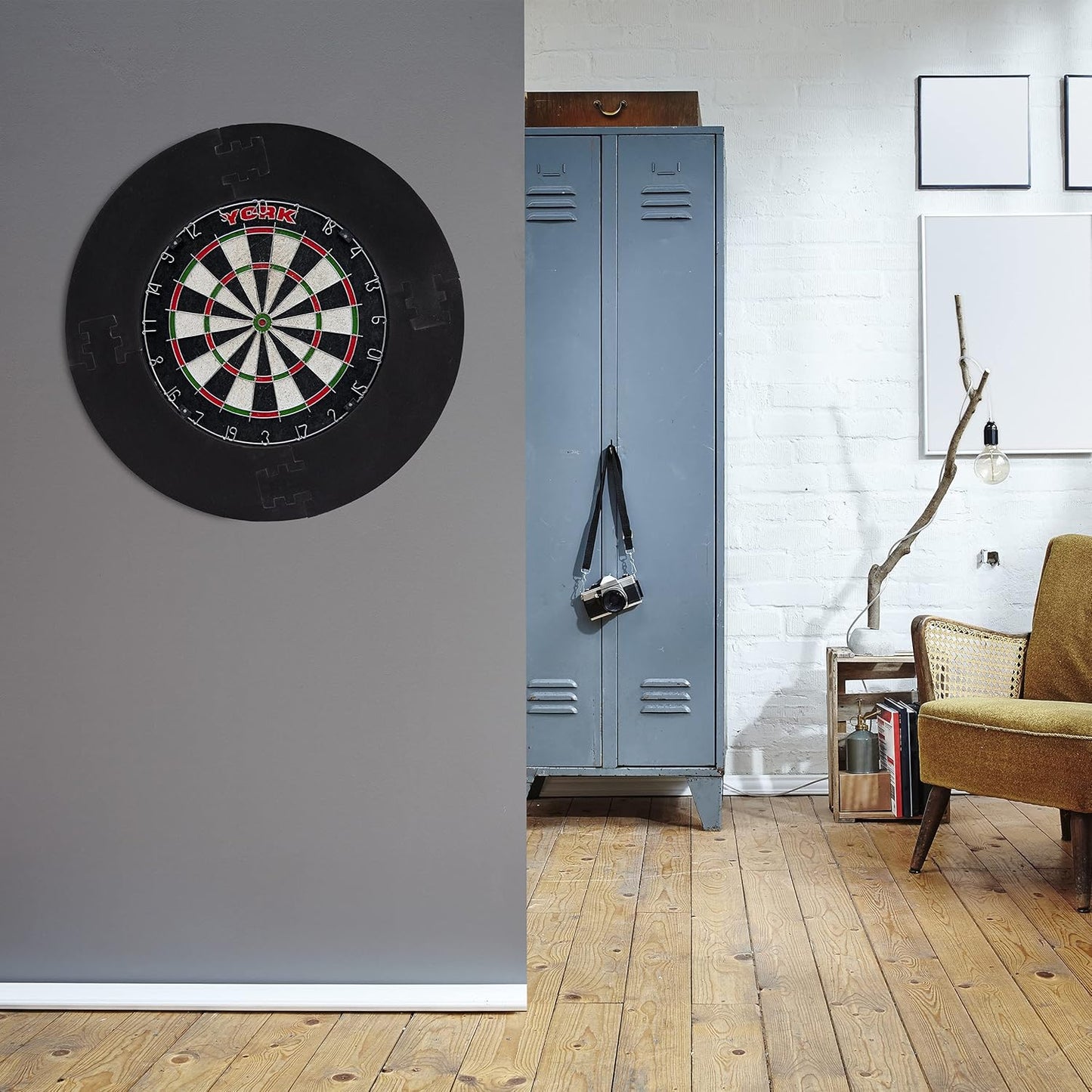 ASIAKASPALAUTUS - Darts seinäsuoja