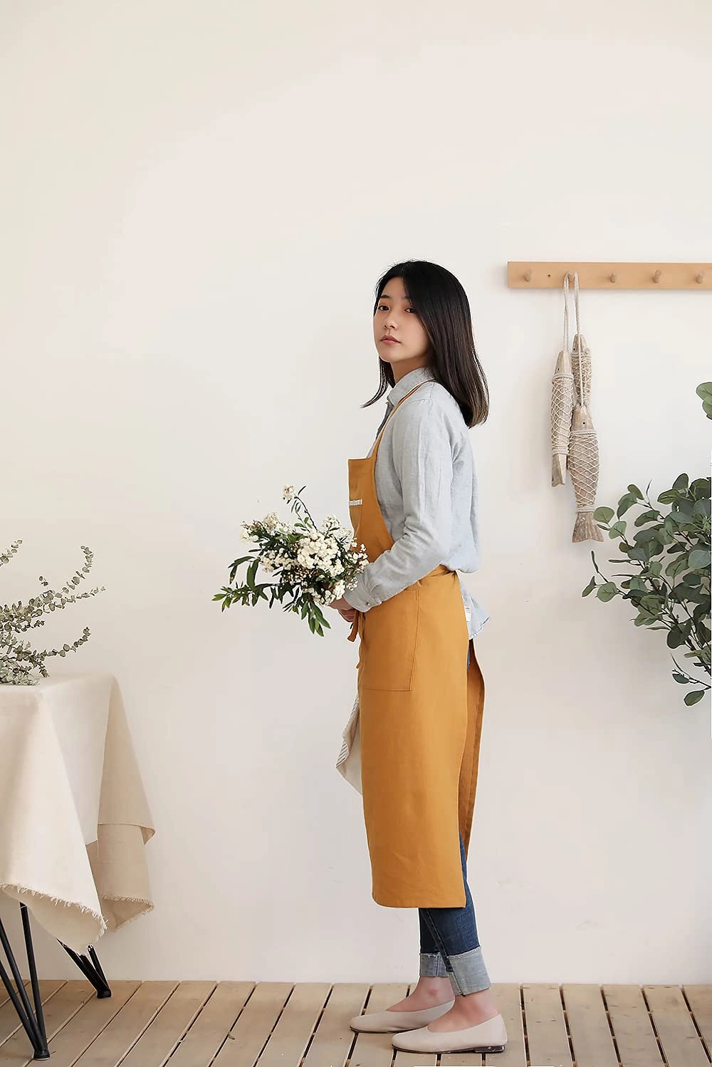 ASIAKASPALAUTUS - Esiliina