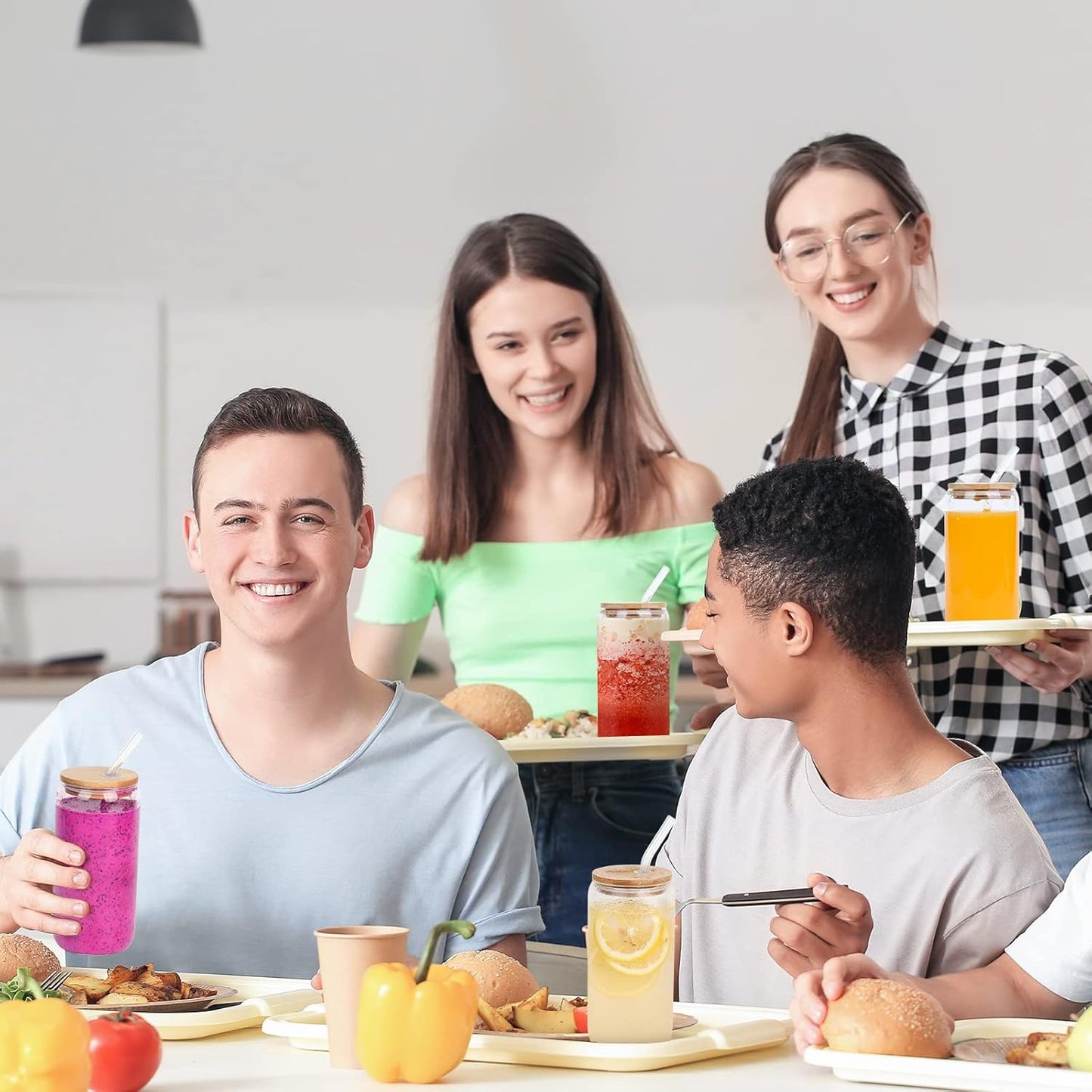 ASIAKASPALAUTUS - Juomalasit 8 kpl