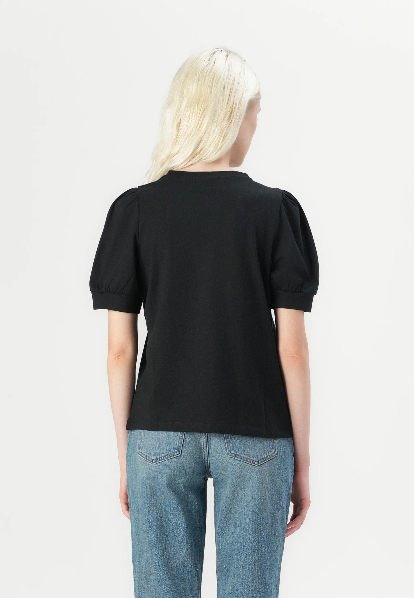 ASIAKASPALAUTUS - Naisten t-paita Vero Moda (XS)